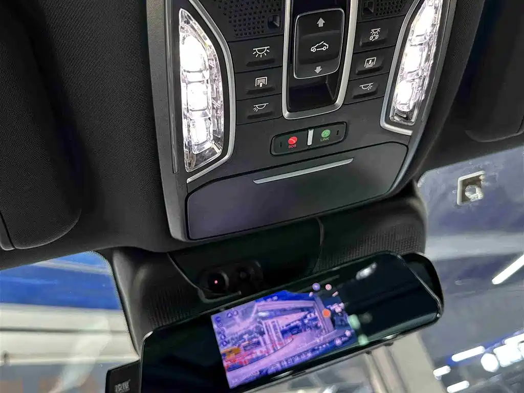 GAC Motor Trumpchi GS8 2022 — фото 27