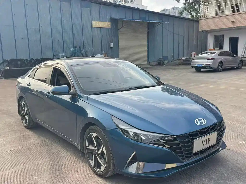 Hyundai Elantra 2021