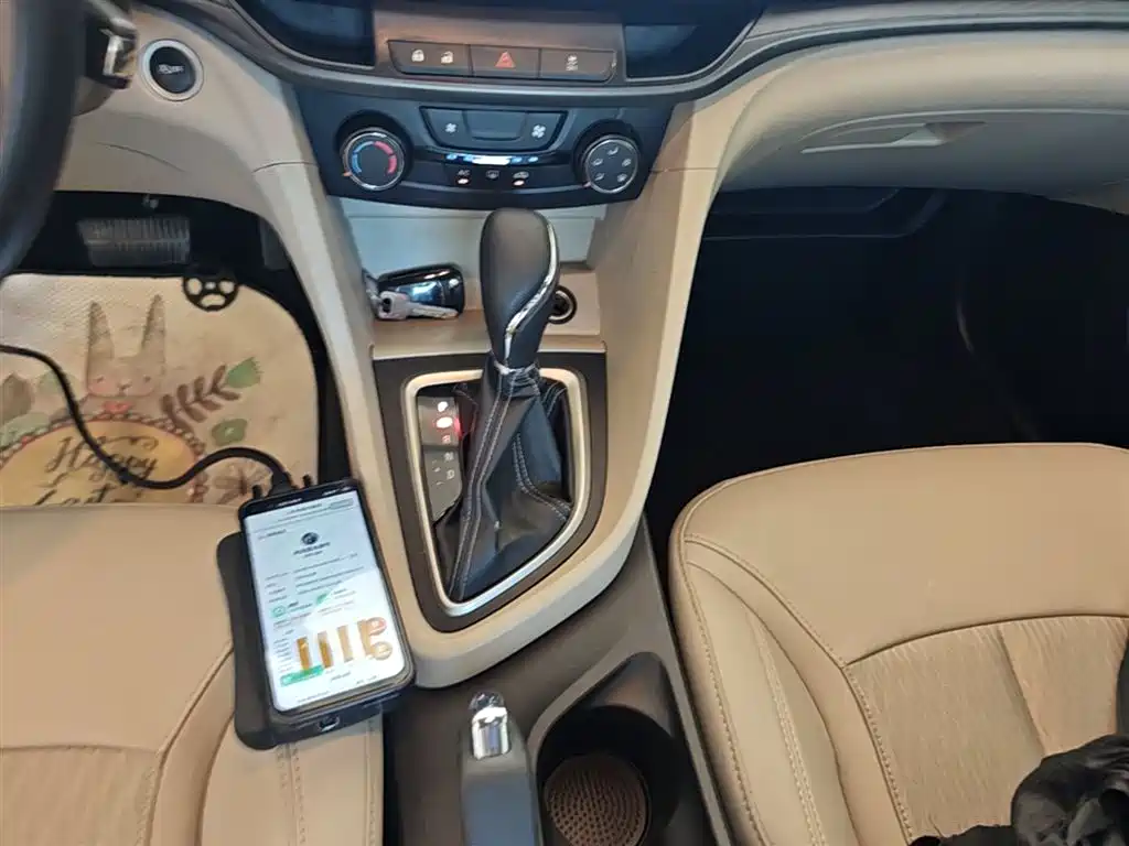 Buick Excelle 2016 — фото 14