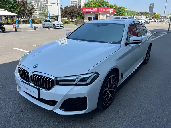 BMW 5 Series 2022