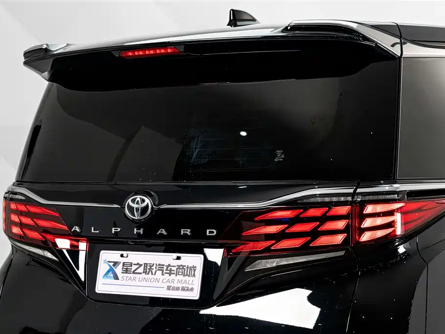 Toyota Alphard 2024 — фото 8