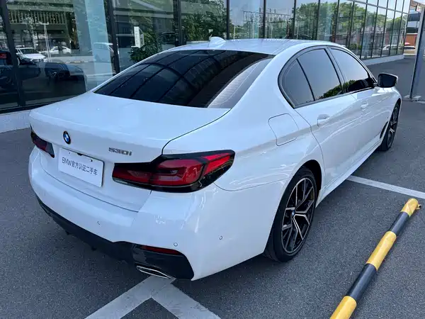 BMW 5 Series 2022