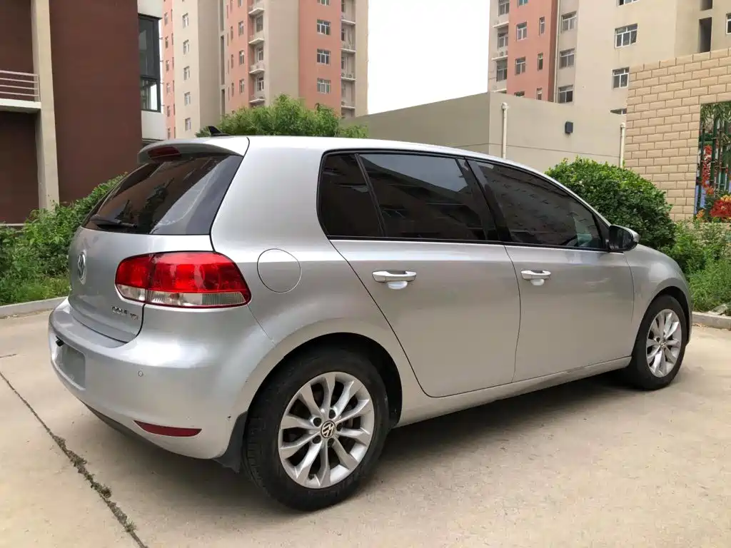Volkswagen Golf 2011