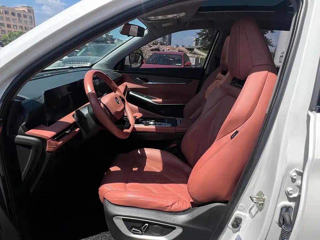 Changan CS75PLUS 2023 — фото 10