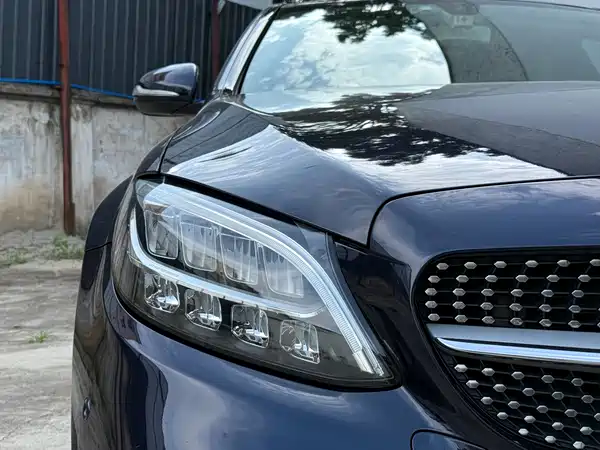 Mercedes-Benz C-Class 2020