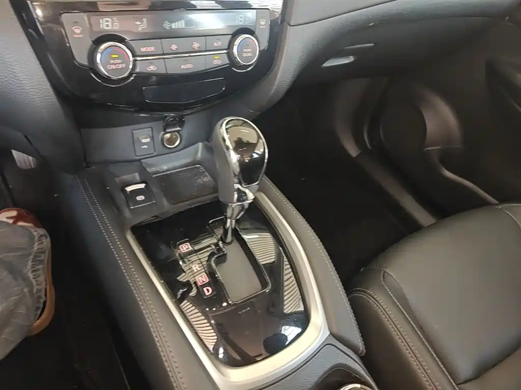 Nissan X-Trail 2020 — фото 14