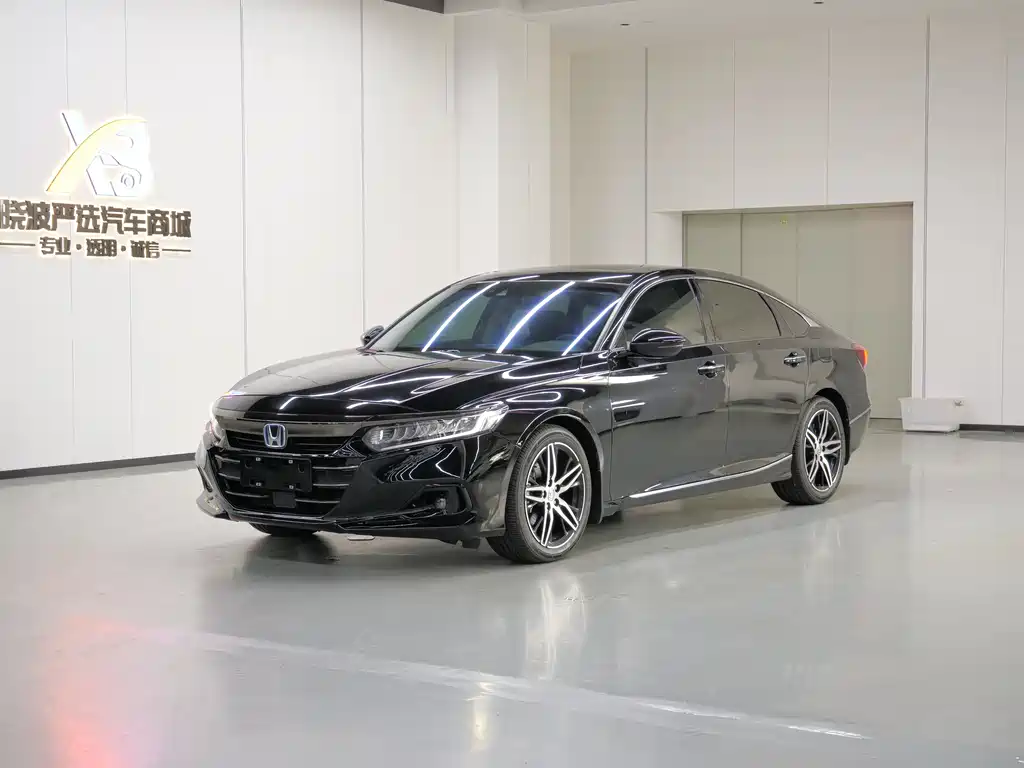 Honda Accord 2023 — фото 1