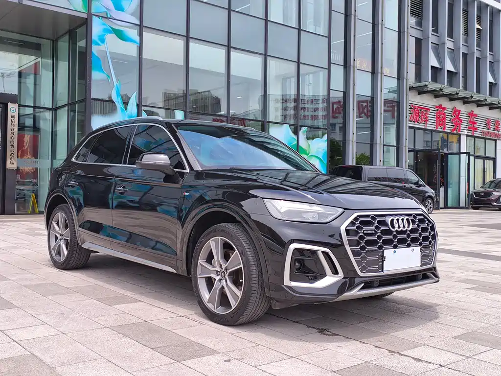 Audi Q5L 2021 — фото 3