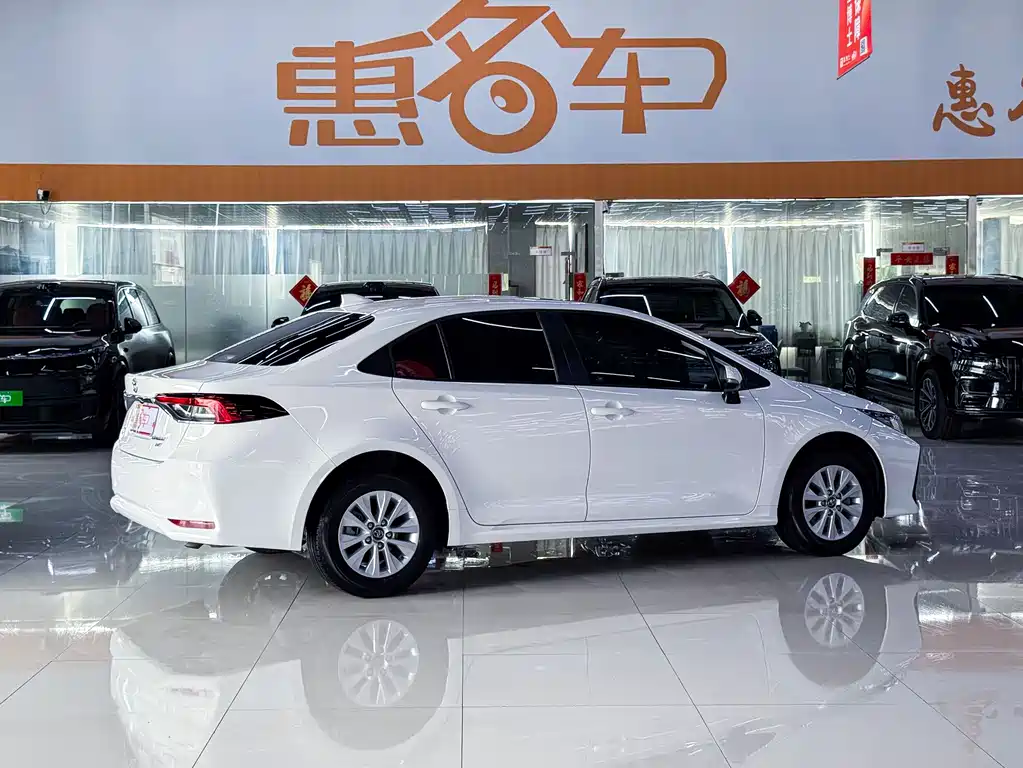 Toyota Corolla 2020 — фото 17