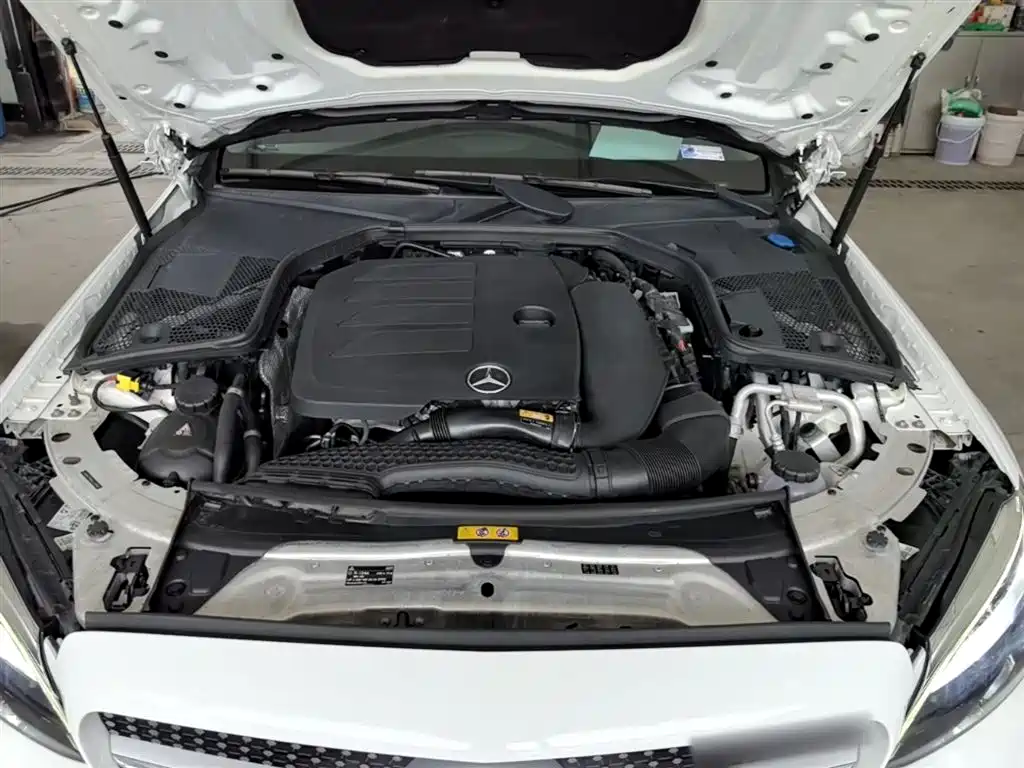 Mercedes-Benz C-Class 2020 — фото 20