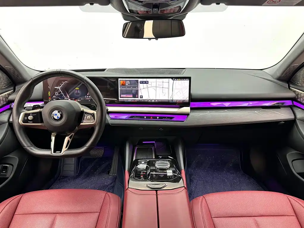 BMW 5 Series 2024 — фото 10