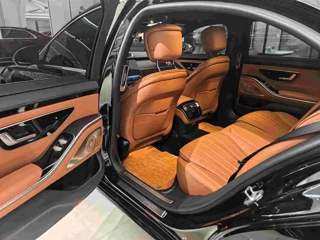 Mercedes-Benz S-Class 2024 — фото 3