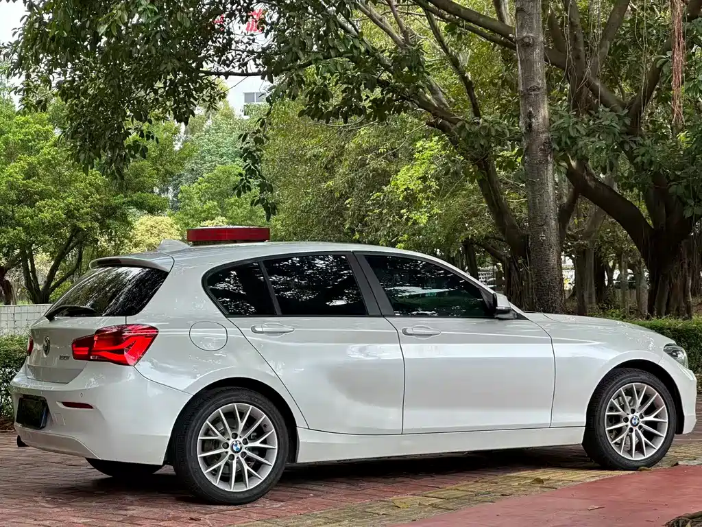 BMW 1 Series 2015 — фото 4