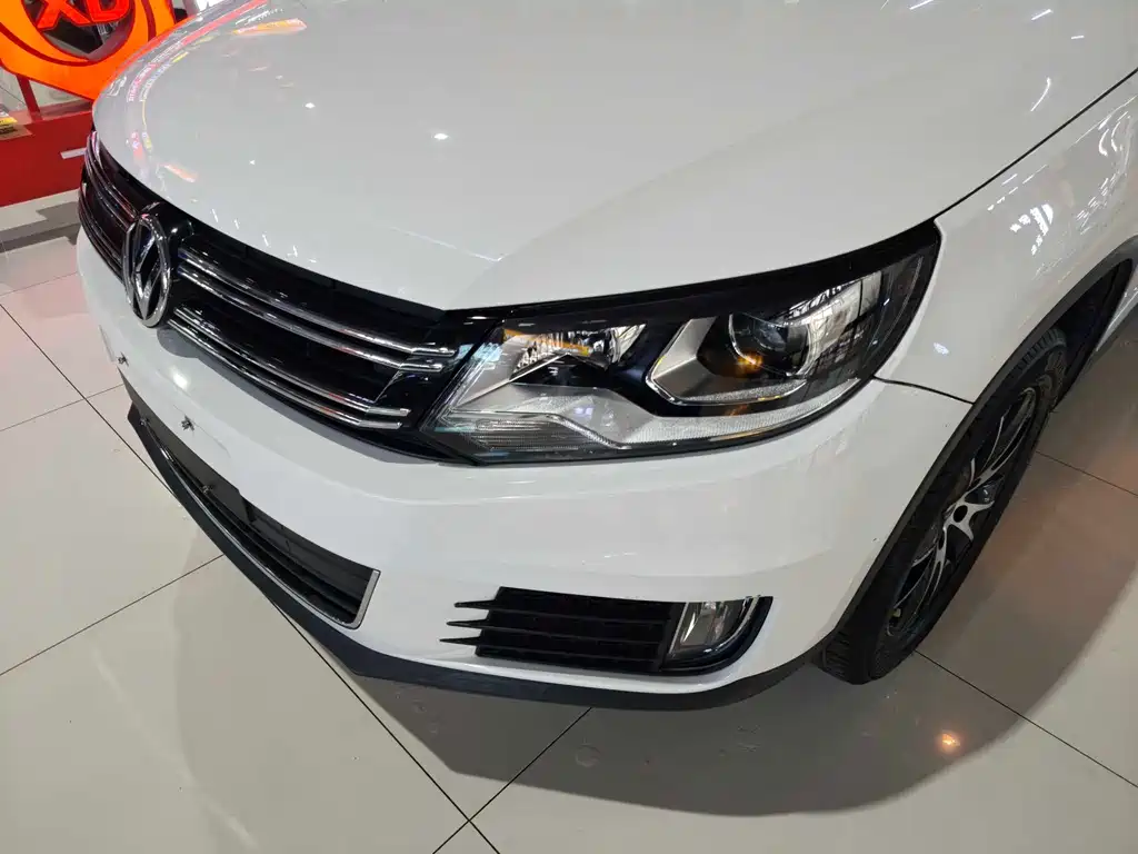 Volkswagen Tiguan 2016 — фото 18