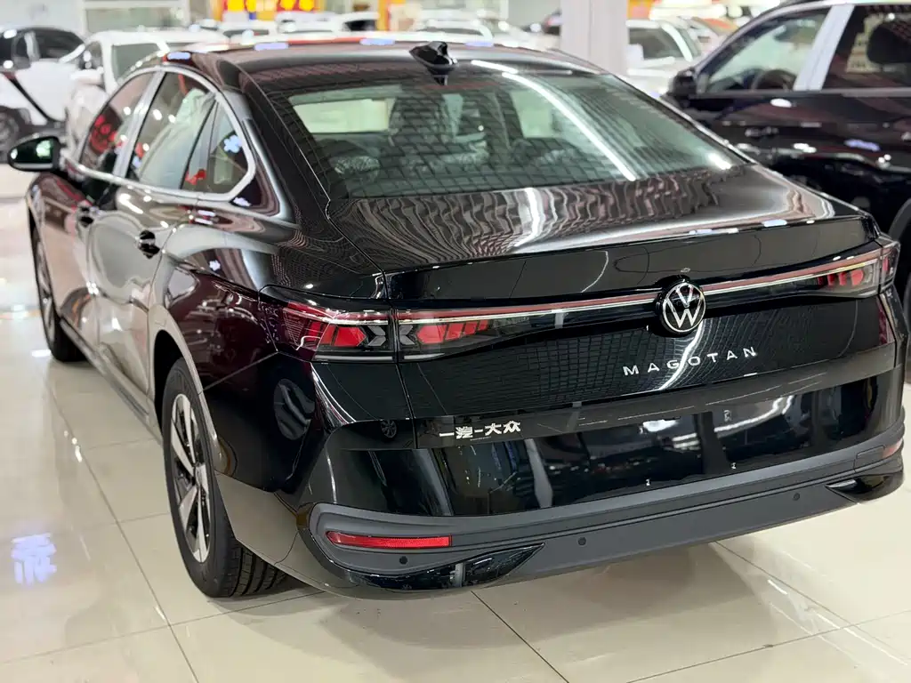 Volkswagen Magotan 2026