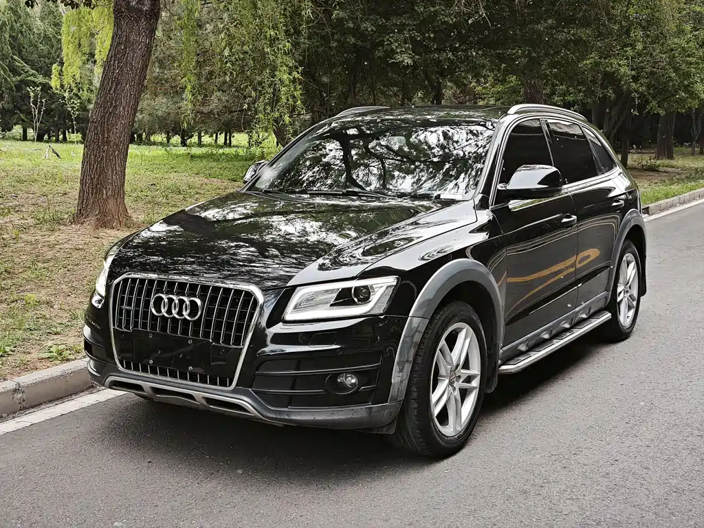 Audi Q5 2018 — фото 1