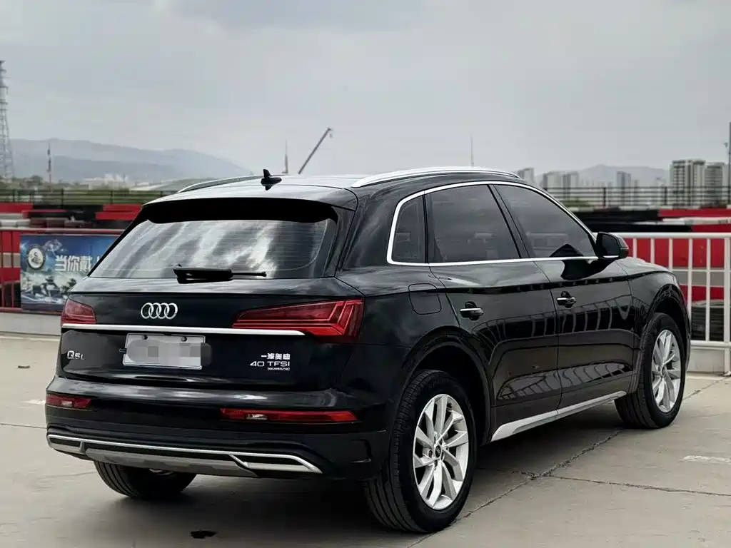 Audi Q5L 2024 — фото 4