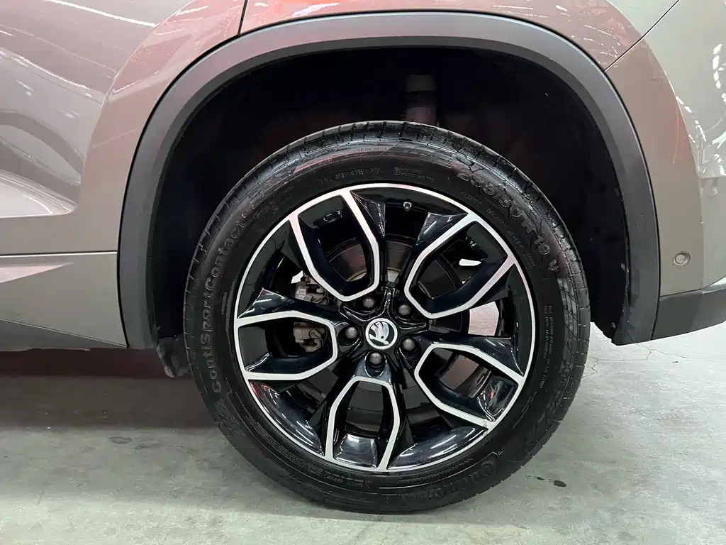 Skoda Kodiaq GT 2020 — фото 17