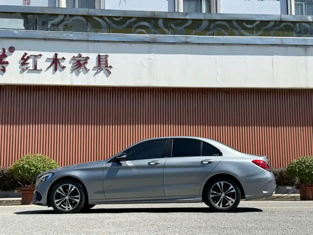Mercedes-Benz C-Class 2016
