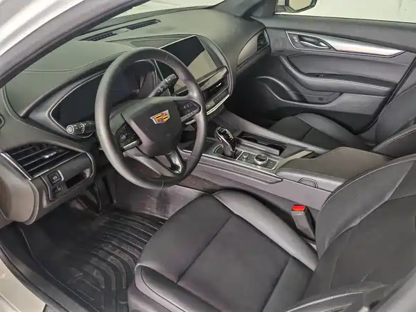 Cadillac CT5 2023