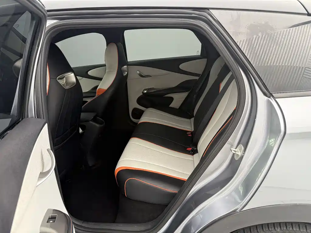 BYD Dolphin 2022 — фото 14