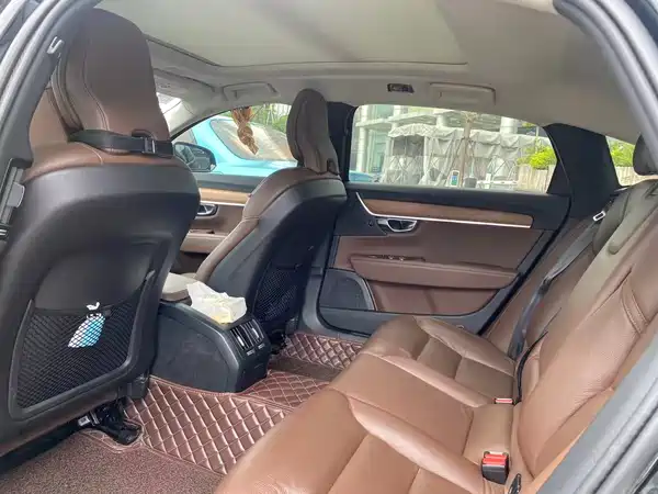 Volvo S90 2020
