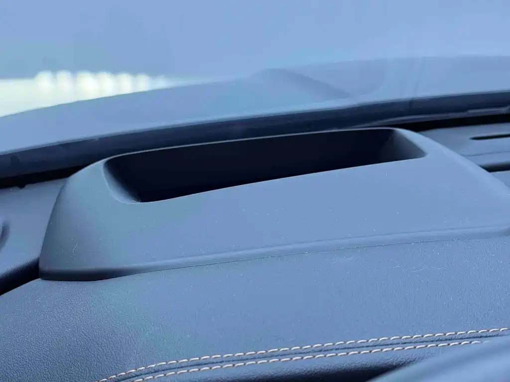 Jaguar XFL 2022 — фото 10