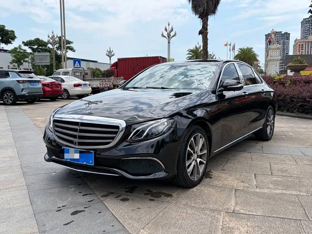 Mercedes-Benz E-Class 2016 — фото 1