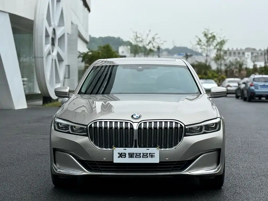BMW 7 Series 2019 — фото 2