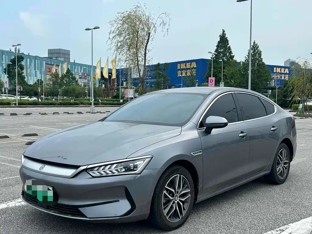BYD Qin PLUS 2023 — фото 1