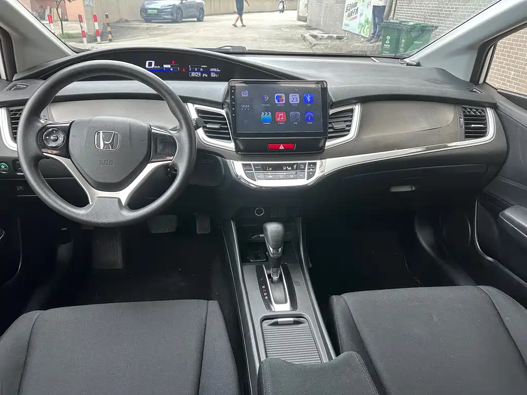 Honda Jade 2017 — фото 10