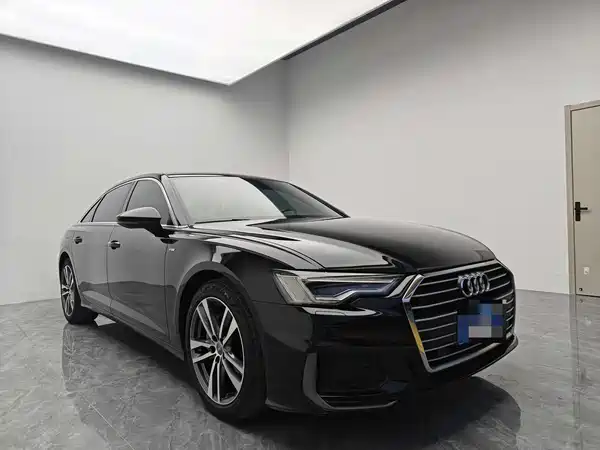 Audi A6L 2022