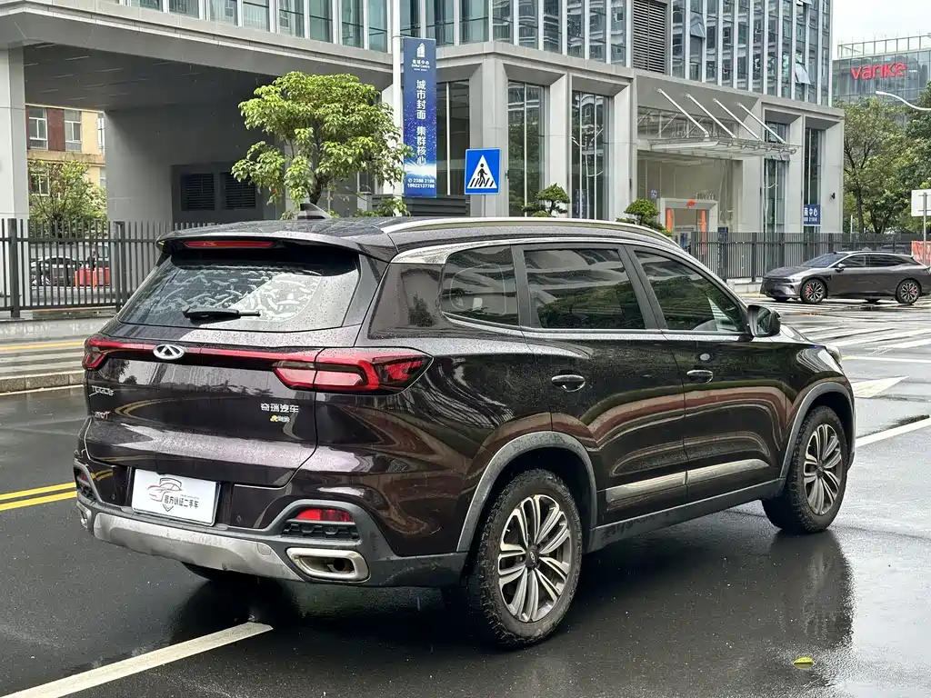 Chery Tiggo 8 2021 — фото 4