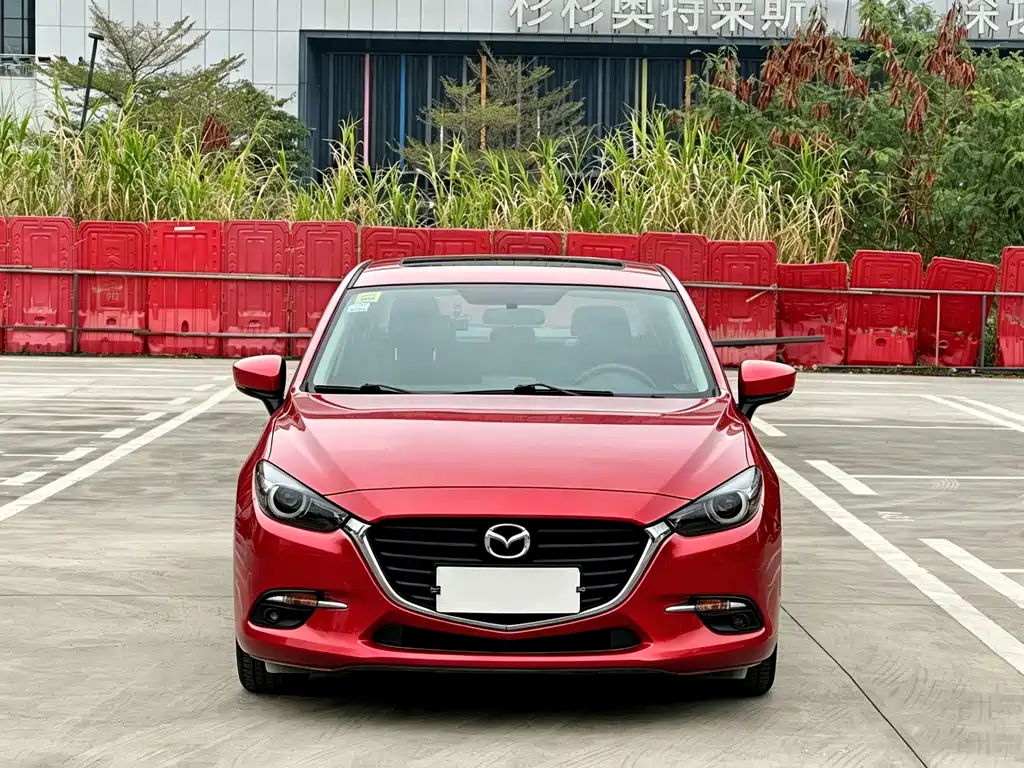 Mazda 3 Axela 2019 — фото 2