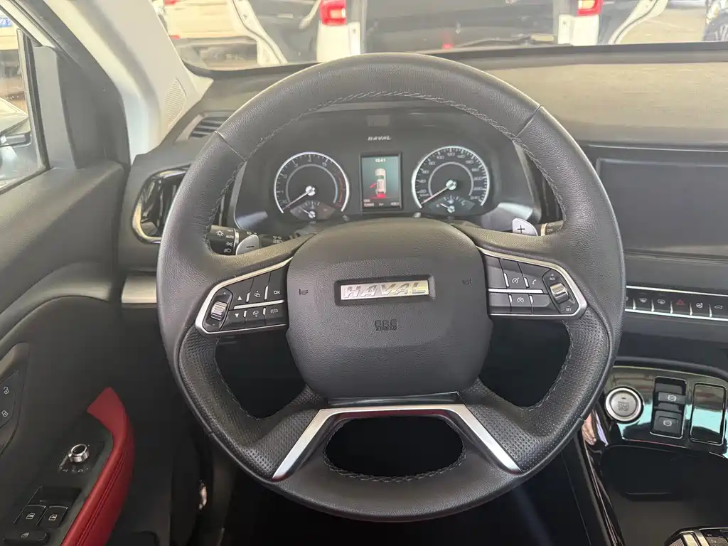 Haval H2s 2018 — фото 15