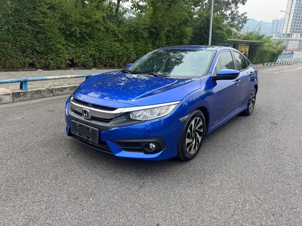 Honda Civic 2019 — фото 1