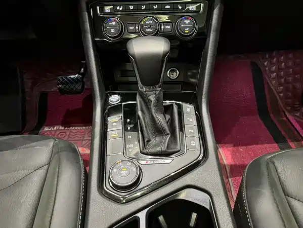 Volkswagen Tiguan L 2019