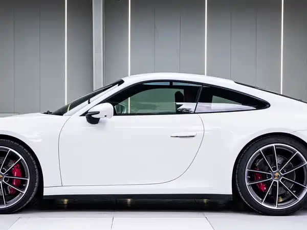 Porsche 911 2021