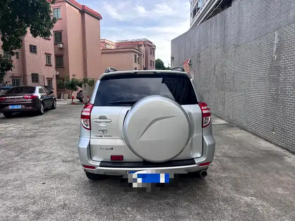 Toyota RAV4 2012