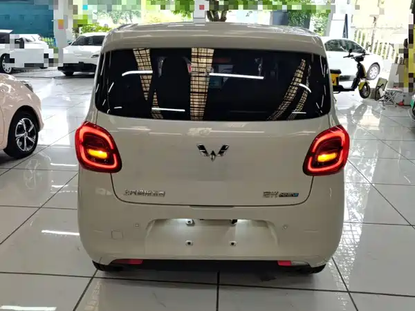 Wuling Hongguang MINIEV 2025