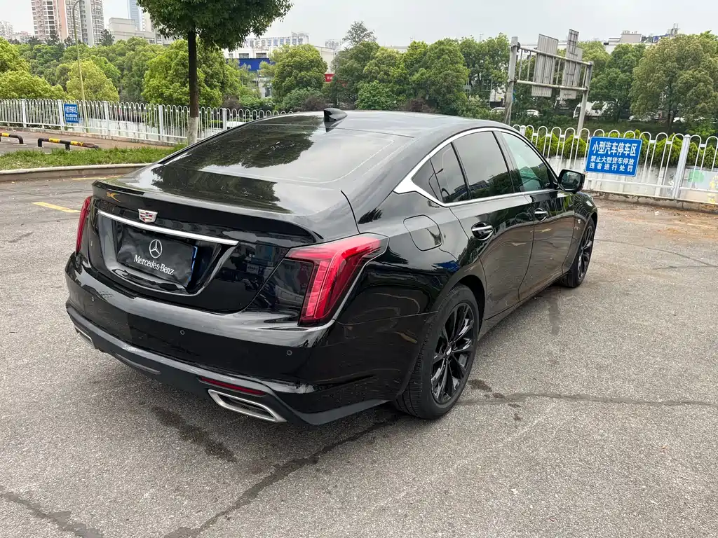 Cadillac CT5 2022 — фото 13