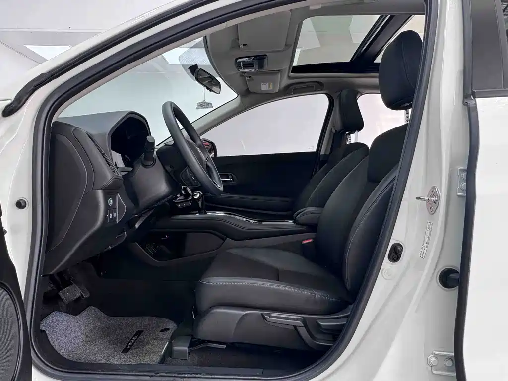 Honda Vezel 2021 — фото 10