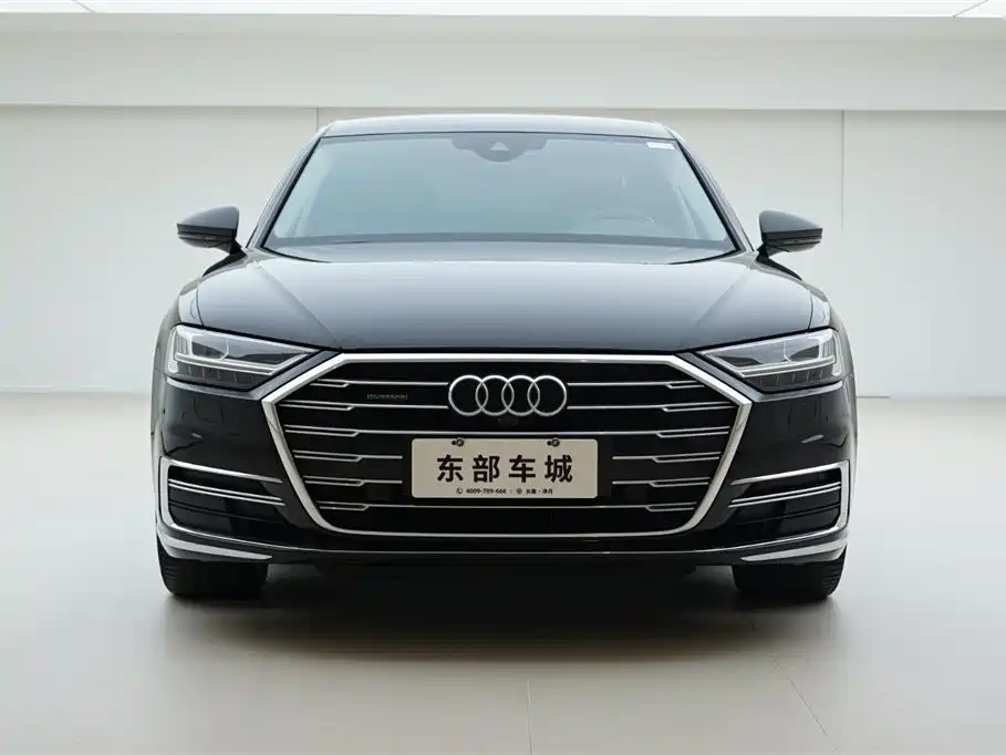 Audi A8 2019 — фото 2