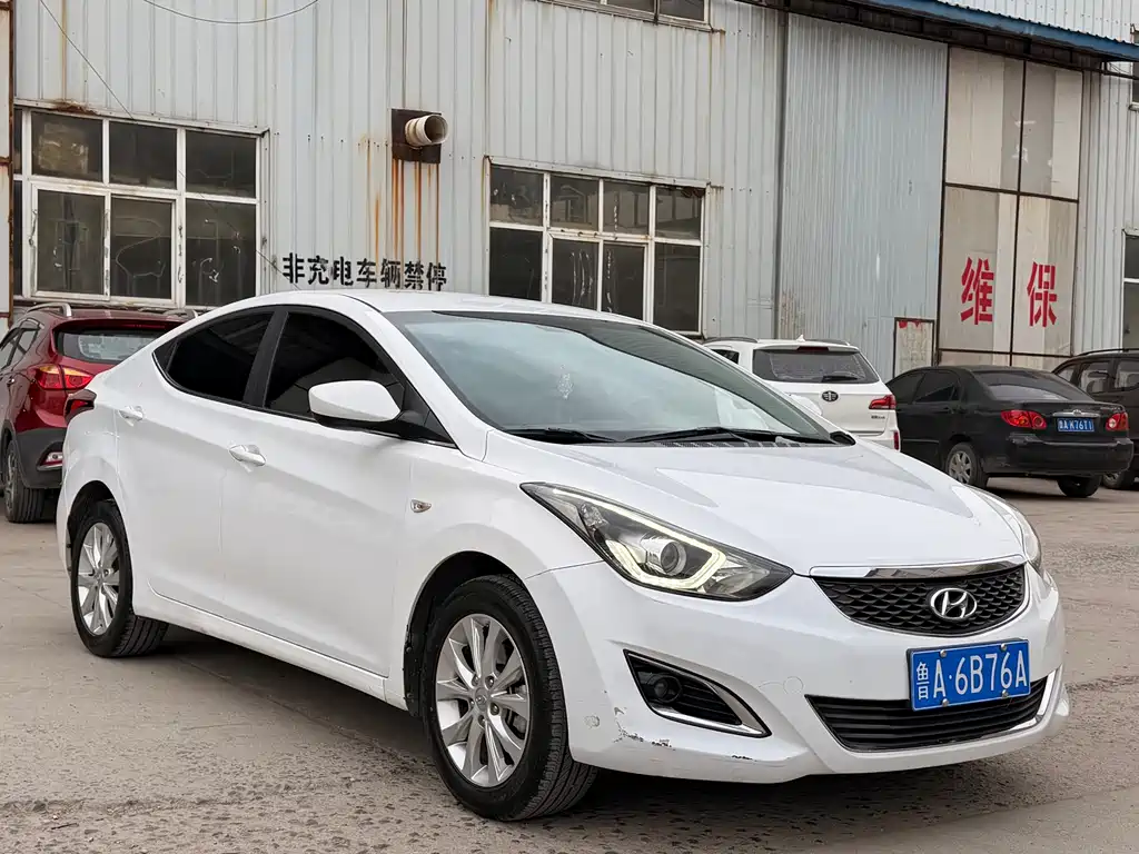 Hyundai Elantra Langdong 2017 — фото 3