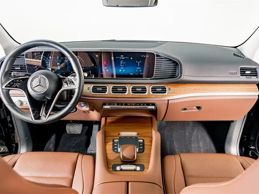 Mercedes-Benz GLE New Energy 2024 — фото 13