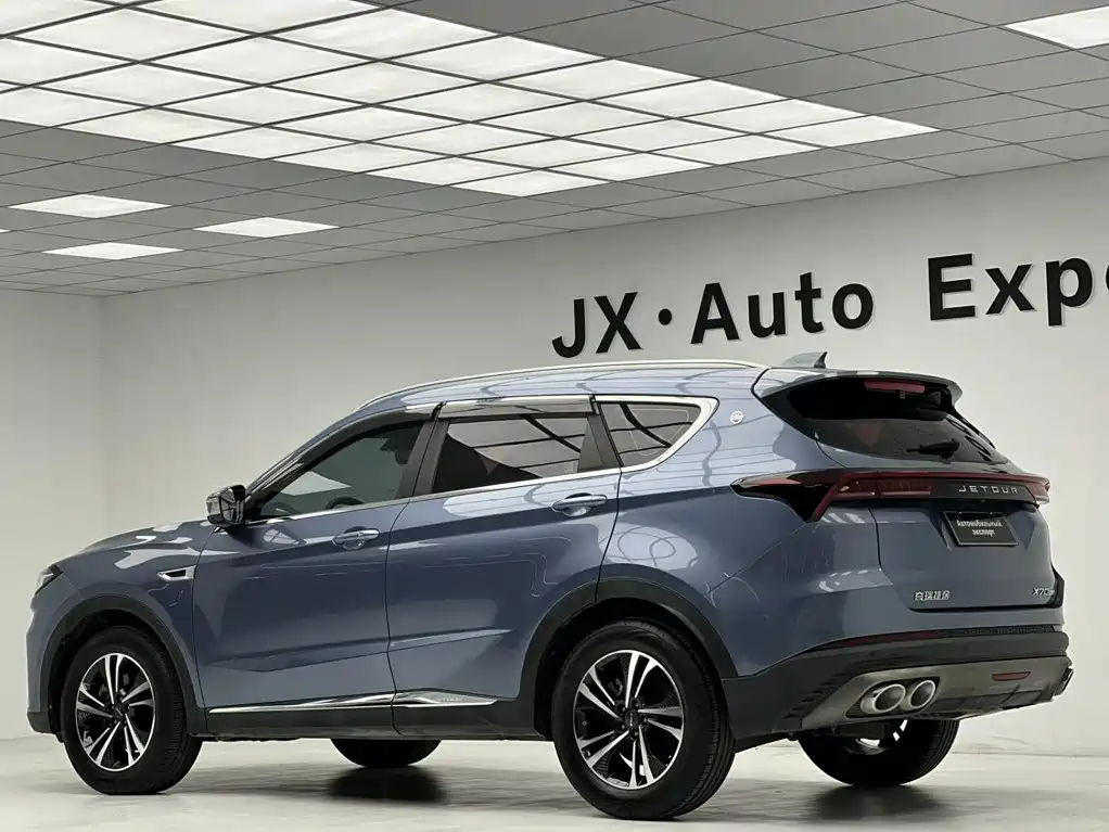 Jetour Jietu X70 PLUS 2022 — фото 23
