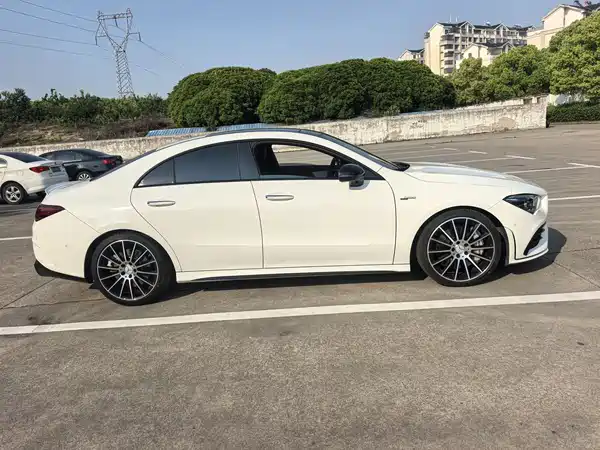 Mercedes-Benz CLA AMG 2023