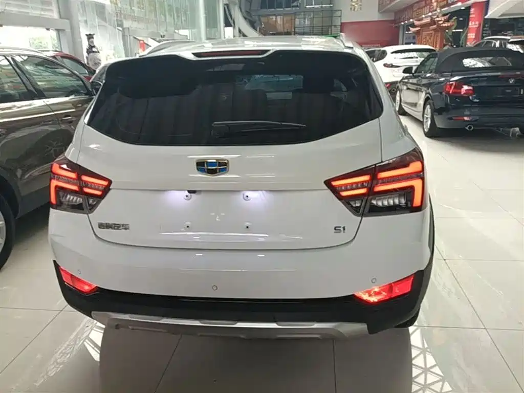 Geely Vision S1 2019 — фото 6