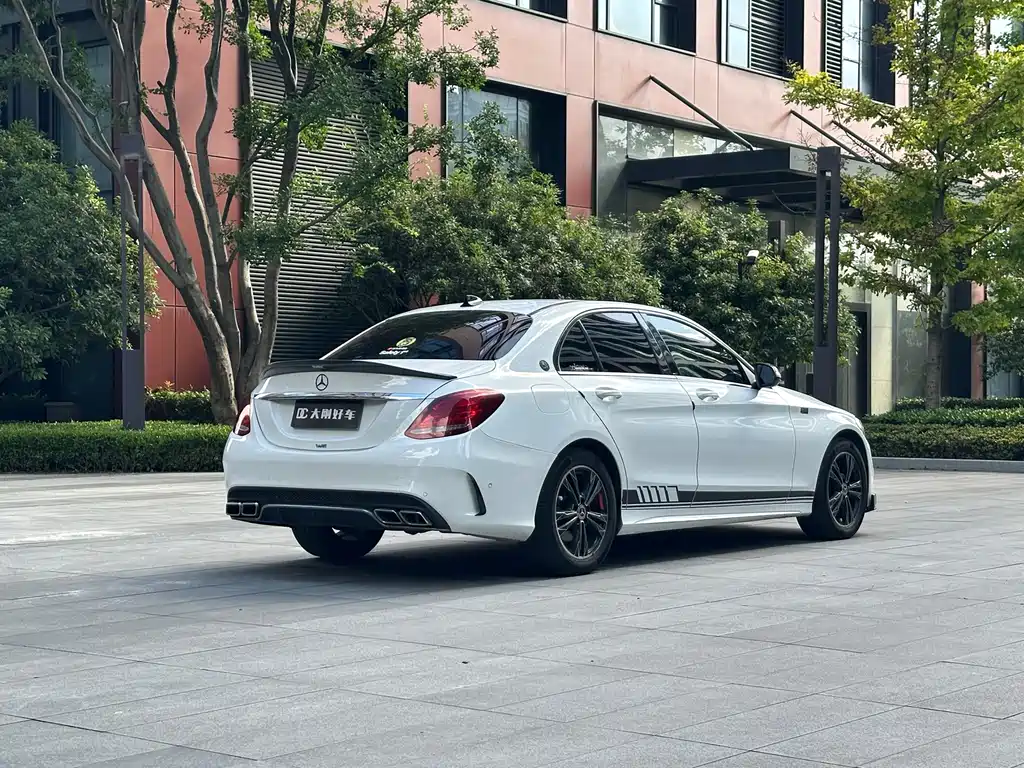 Mercedes-Benz C-Class 2017