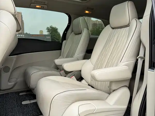 Buick GL8 2021